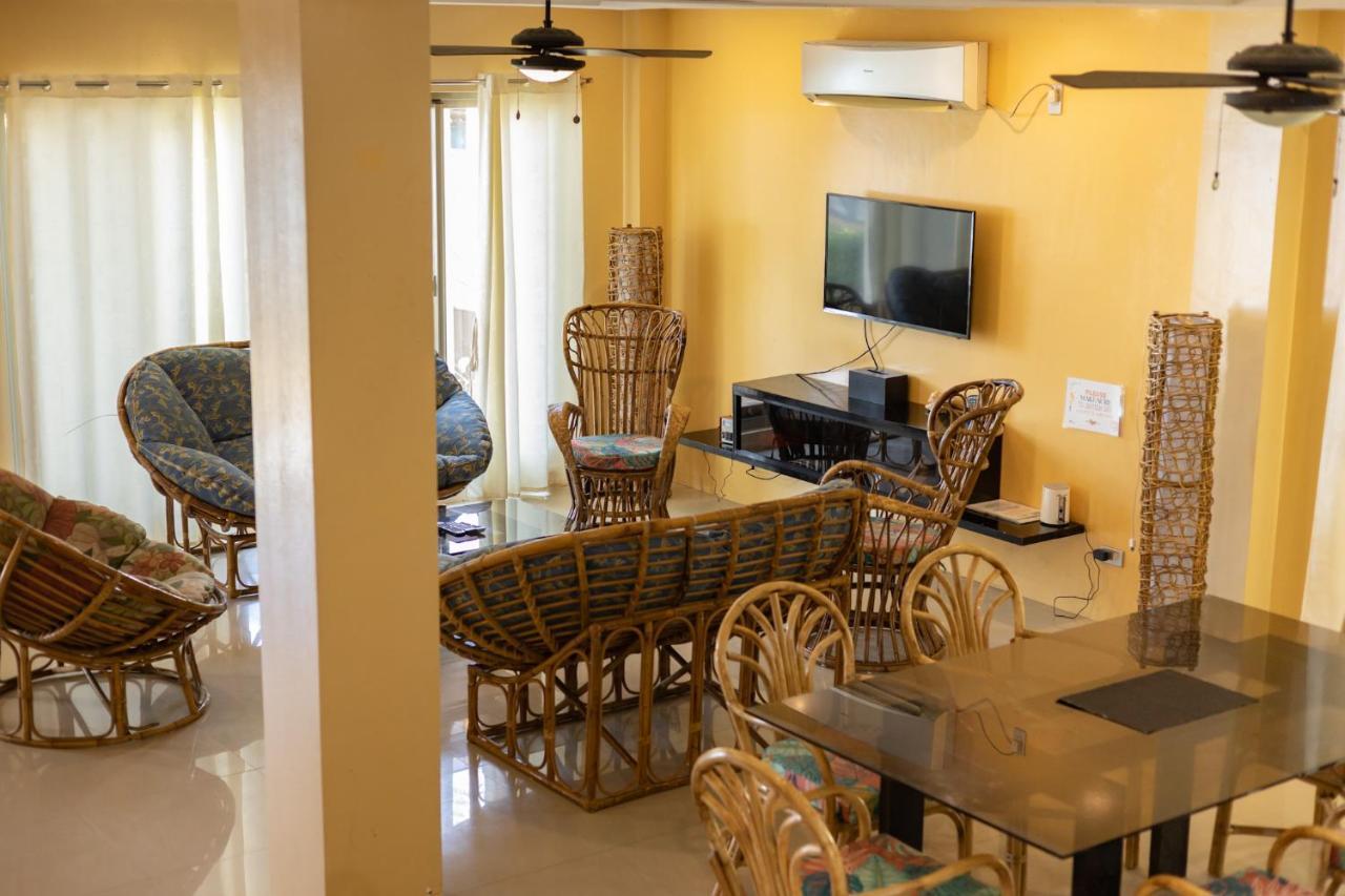 Amami Beachfront Villa With Private Beach Puerto Galera Bagian luar foto