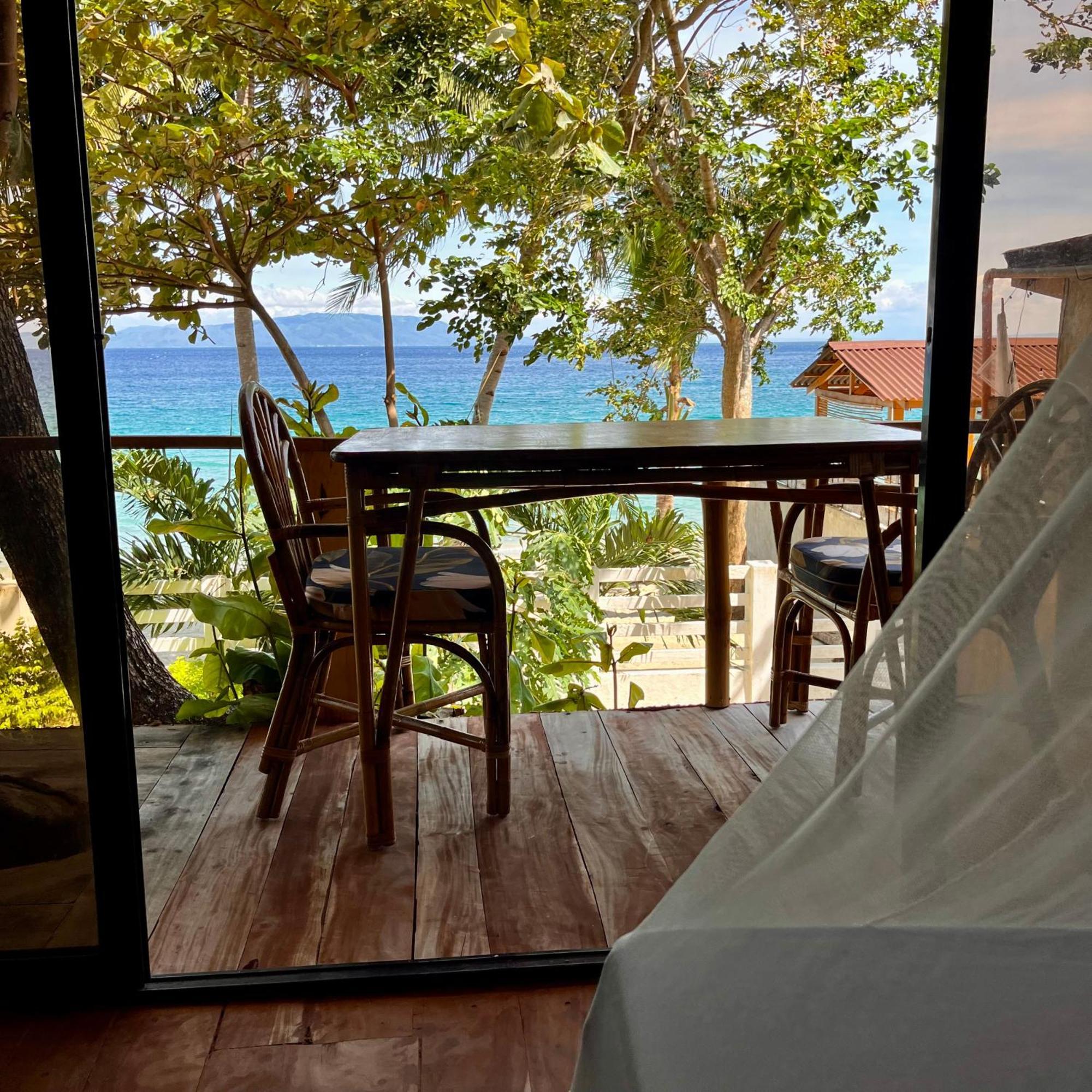 Amami Beachfront Villa With Private Beach Puerto Galera Bagian luar foto